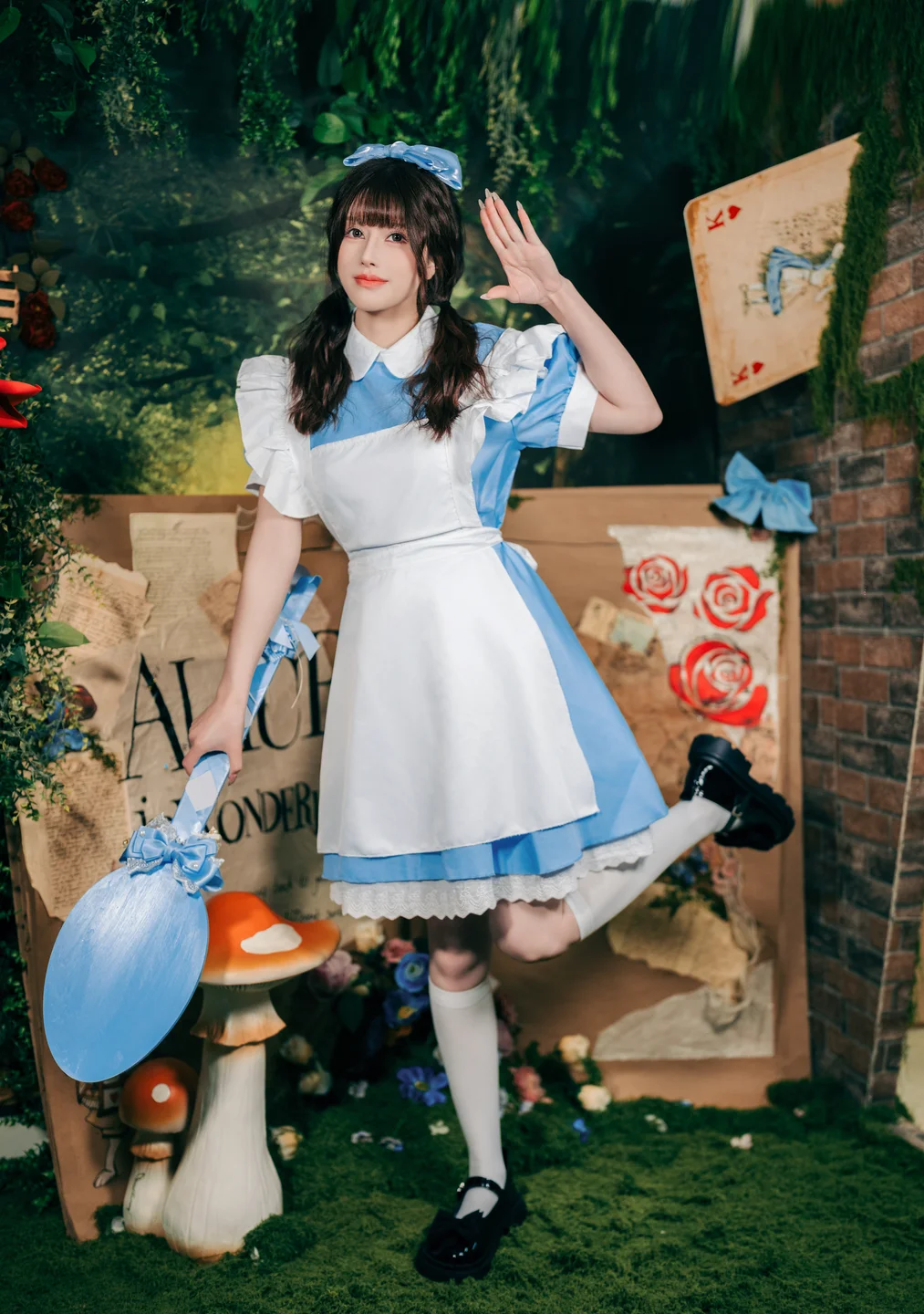 鹿八岁baby - No.099 爱丽丝梦游仙境 [24P-961MB] tg@simisebaisi 【丝足阁】006.webp